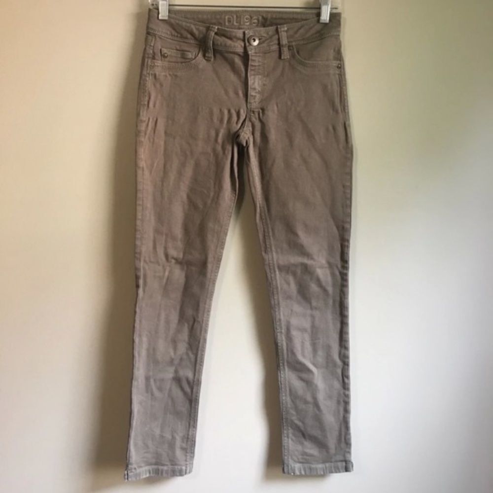 DL1961 angel size 26‎ skinny green pants